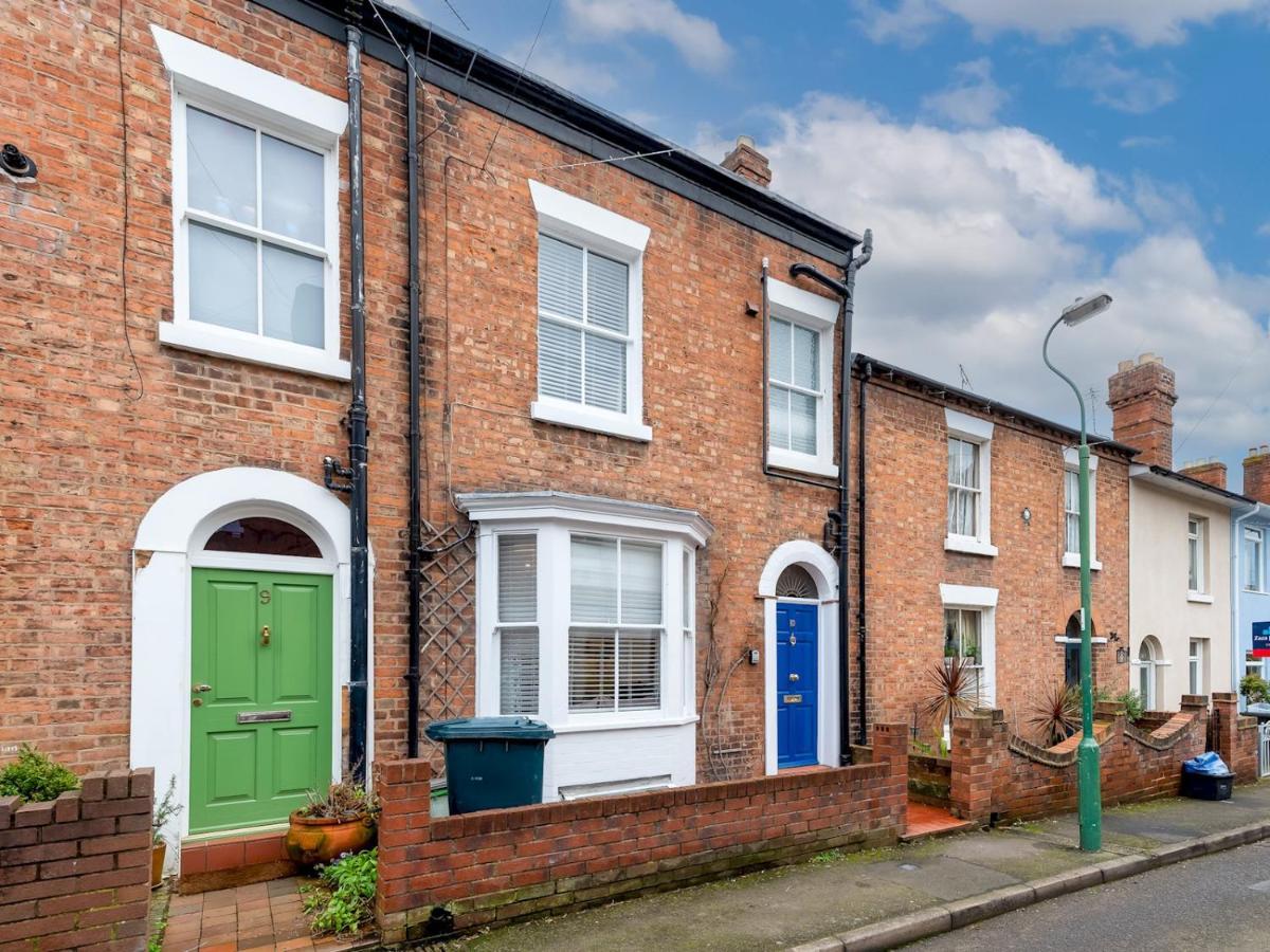 Pass The Keys 3 Storey Townhouse Shrewsbury Kültér fotó